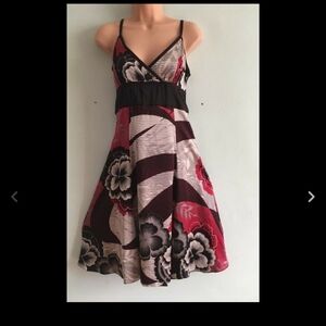 Ted Baker London ladies size 8 dress.